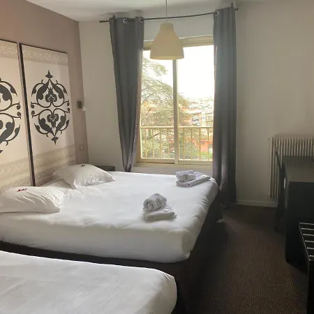 阿尼斯酒店 酒店
